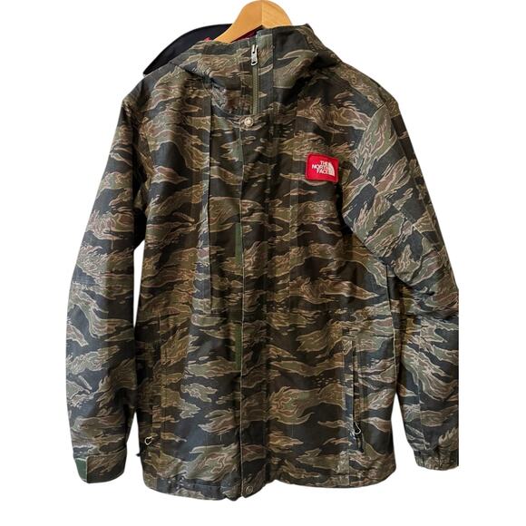 The North Face Other - The North Face Ski Snow Jacket Shell Camo Print S